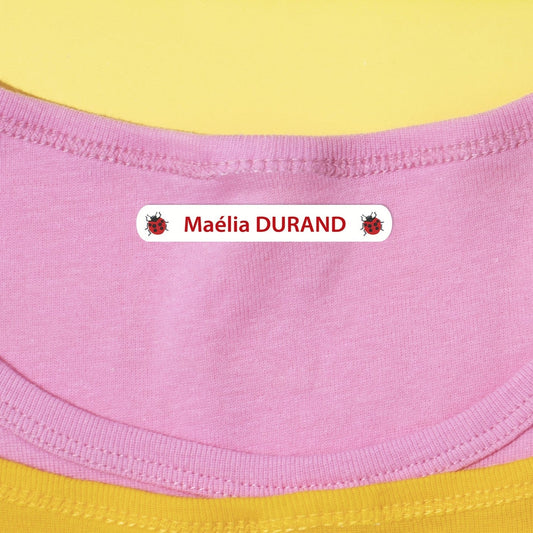 Étiquette prénom thermocollante : le guide complet pour marquer les vêtements des enfants
